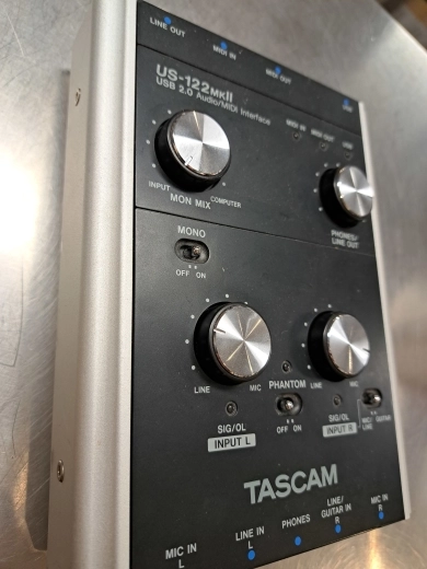 Tascam - US-122MKII 4